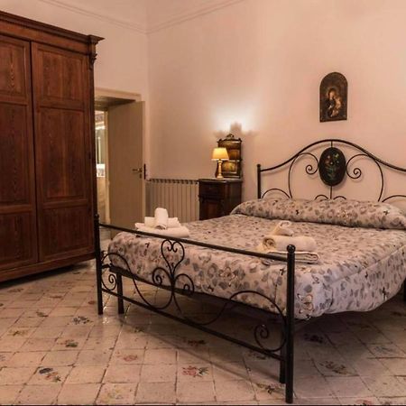 Appartamento Palazzo Pace Al Cassaro Palermo Luaran gambar