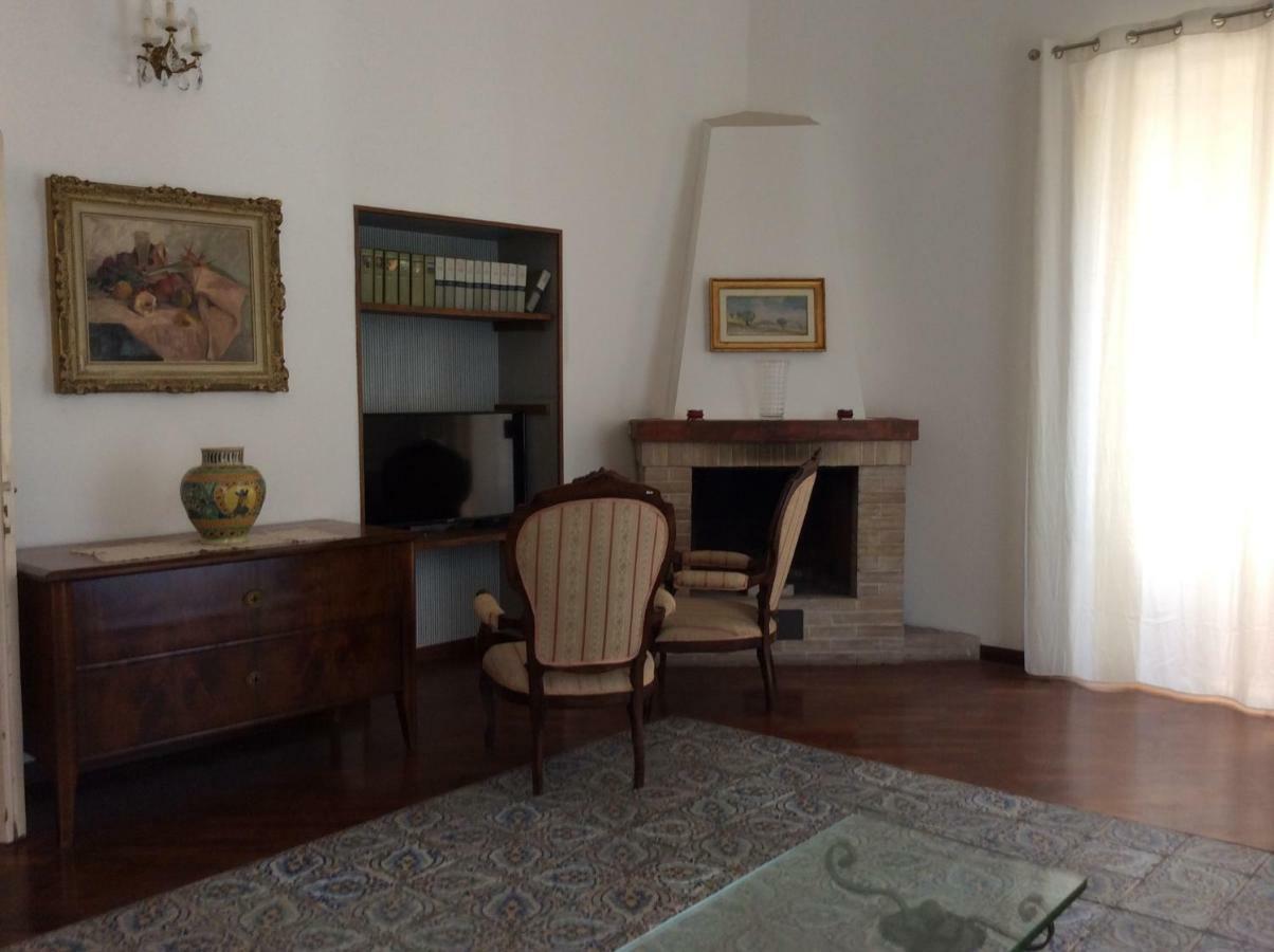 Appartamento Palazzo Pace Al Cassaro Palermo Luaran gambar