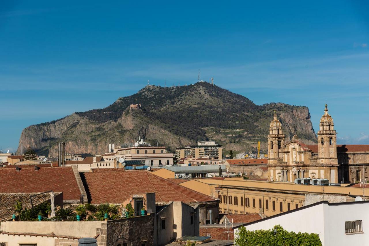 Appartamento Palazzo Pace Al Cassaro Palermo Luaran gambar